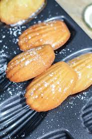 Delicious Lemon Madeleines Maya Kitchenette Recipe Easy Baking Recipes Recipes Orange Recipes
