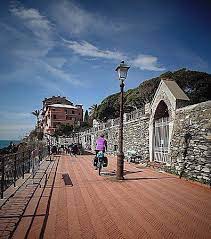 Immagine Di Passeggiata Anita Garibaldi A Nervi Genova Passeggiata Di Nervi Come Potete Vedere Si Puo Andare Anche In Bici Guarda Passeggiate Foto Genova