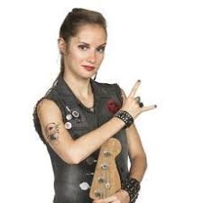 Her television credits include wasteland , specialisté and sever. Vinari Klara Hamplova Eliska Krenkova Chytra Zena
