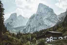 Yuk download wallpaper keren gratis di sini, mulai dari hd hingga 3d! Rumah Dekat Gunung Pegunungan Alpen Austria Siang Hari Wallpaper Hd Pemandangan Gunung Gunung Berbatu Piqsels