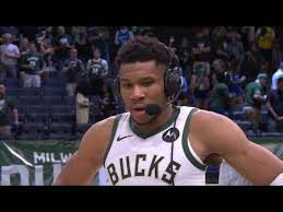 Siri disses bucks when asked game 2 score vs. Dlbkqzzvf7 Orm