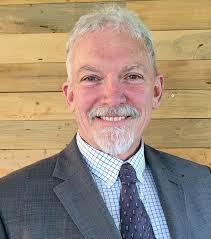 Rader, Reuter lead in Cowlitz County comissioner 1 primary