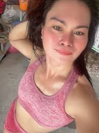 Looking into the distance, seeing nothing ;#highlight #viralphotochallenge  #fbreelvideopost #highlightseveryonefollowers2025 #Godblesseveryone ..