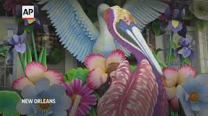 Mardi gras decor can range from fun and whimsical to very elegant. Mardi Gras House Floats Step In For Canceled New Orleans Parades Wwltv Com