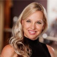 Caroline Chamberlain's Instagram, Twitter & Facebook