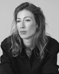 Leslie Gauthier's Instagram, Twitter & Facebook