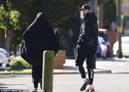 Résultat de recherche d'images pour "bash slim grub"