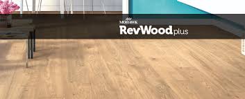 Mohawk Revwood Plus Waterproof Plank Flooring Mohawk Revwood Plus Waterproof Plank Flooring Gives You Wood Withou Plank Flooring Flooring Waterproof Flooring