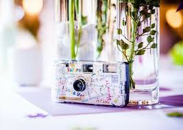 7 Hilfreiche Infos Die Ich Gern Vor Meiner Hochzeit Gehabt Hatte Teil 2 2 Einwegkamera Hochzeit Hochzeit Spiele Und Hochzeit Kameras