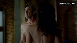 Janina Gavankar Breasts naked scenes in True Blood - UPSKIRT.TV