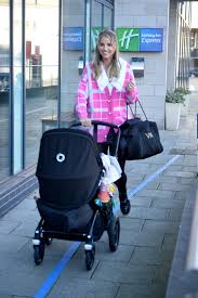 = )i hope u like my photos and the musi. Stylische Mamas Papas Die Kinderwagen Der Stars Gala De