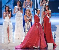 Olivia culpo has created a substantial platform in the modeling, beauty and fashion spaces. Miss Universe Olivia Culpo Aus Den Usa Gewinnt Schonheits Wettbewerb Welt