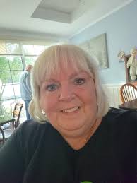 need new hairstyle with layers?