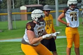 Zach Wallace Football University Of Wyoming Athletics