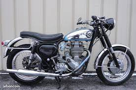 Pin By Graham Empson On Bsa Classic Bikes Classic Motorcycles Vintage Bikes