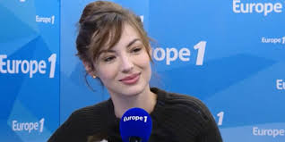 On pourrait croire à une petite blague de miss météo. The Confinement Of Louise Bourgoin I Am Very Afraid Of Tiring My Spouse Teller Report