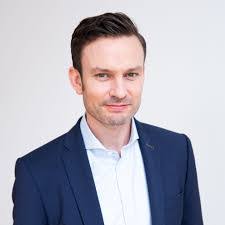 Thomas Hillyard's Instagram, Twitter & Facebook