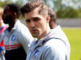 Theo (they/he) — Operation: Tartt's Heart