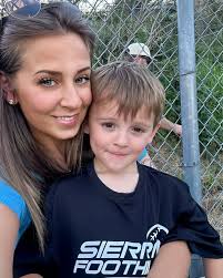 Jessica Violet Koch (@mama.jvk.414) · Instagram 照片和视频