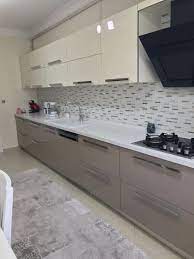 Bu yılın modası parlak akrilik ve country lake mutfaklar olacak. Mutfak Dolaplari Modelleri Icin 260 Fikir 2021 Mutfak Dolaplari Dolaplar Mutfak