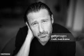 25 Anais Bernard Photos & High Res Pictures