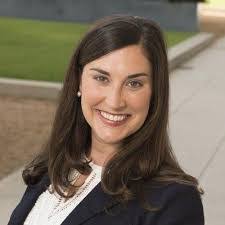 Heidi Hopper's Instagram, Twitter & Facebook