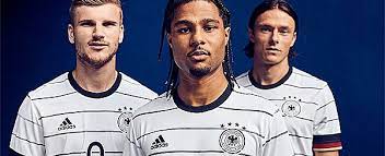 Gratis verzending bij dit product! Duitsland Voetbalshirt En Tenue Ek 2021 Goedkope Retro Shirts En T Shirts