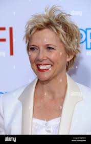 ANNETTE BENING AFI LIFE ACHIEVEMENT AWARD A TRIBUTE TO MICHAEL DOUGLAS  CULVER CITY LOS ANGELES CA USA 11 June 2009 Stock Photo