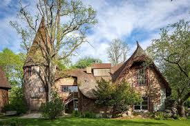 Incredible Fairy Tale Homes That People Can Actually Live In Loveproperty Com 61k 2 bathrooms 4 bedrooms living room dining room kitchen garage seating area game passes multiple. incredible fairy tale homes that people
