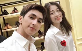 Lộ ảnh á hậu Phương Nga và Bình An mặc áo đôi giữa tin đồn hẹn hò