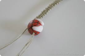 I have worn a hemp necklace my bff gave me for many months and it shows no signs of wear. How To Make A Hemp Necklace Homemade Heather