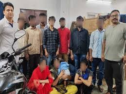 BSF apprehends 10 Bangladeshi Nationals ...