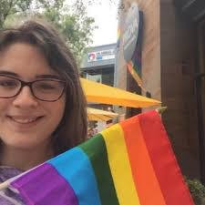 Melody Carey's Instagram, Twitter & Facebook