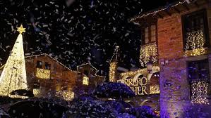 Find the perfect puebla de sanabria stock photos and editorial news pictures from getty images. Puebla De Sanabria Zamora Releases 100 000 Sweet Taste Christmas Lights Spain S News