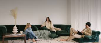 Good modern hotel in downtown madrid of room mate laura. Rooms And Apartments For Rent Badi