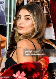 28 Photos & High Res Pictures