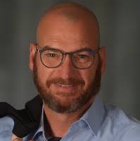 200+ perfiles de «Heupel»