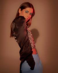 Paulina vega dieppa, née le 15 janvier 1993 à barranquilla (colombie), est une mannequin colombienne, élue miss colombie 2013 le 11 novembre 2013 ainsi. Paulina Vega