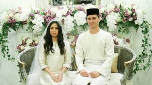 Sanusi has spoken at a number of international events, including the 2013 world economic forum. Dutch Man Marries Malaysian Daughter Of A Sultan Roosh V Forum