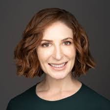 Beth Kenworthy's Instagram, Twitter & Facebook