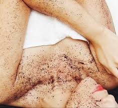 Jika anda ingin merawat masalah ini, ketahui punca jerawat di badan dan muka. Cara Ampuh Singkirkan Jerawat Badan Biar Kulit Tubuhmu Makin Mulus