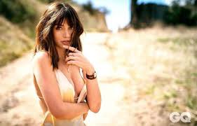 Ana de armas out for a walk in venice, california. 75 Hottest Pictures Of Ana De Armas Will Explore Delicious Bikini Physique Best Of Comic Books
