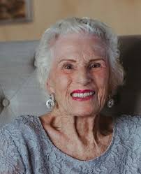 Marilyn Maples's Instagram, Twitter & Facebook