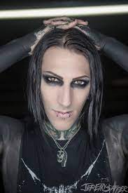 Chris motionless cerulli no makeup. Chris Motionless