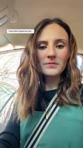 Bailey Barnett's Instagram, Twitter & Facebook