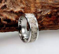 Hunter S Wedding Band With Deer Antler Inlay Etsy Antler Wedding Band Deer Antler Ring Hunter Wedding Band