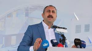 Peki adalet bakanı olarak görevine devam edecek olan abdülhamit gül kimdir? Abdulhamit Gul Kimdir Yeni Kabinenin Adalet Bakani Abdulhamit Gul Kac Yasinda Ve Nereli Son Dakika Haberleri