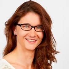 Sionne Lucas (@SionneLucas)