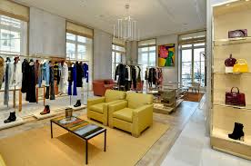 Boutique psg parc des princes. Louis Vuitton Channels Versailles Splendor In Place Vendome Flagship Wwd