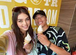 Bạn gái bùi tiến dũng sở hữu nhan sắc xinh đẹp hút hồn với những đường nét sắc sảo, khoẻ khoắn. Báº¡n Gai Tay Sáº¯c Voc Nuá»™t Na Cá»§a Thá»§ Mon Bui Tiáº¿n DÅ©ng Bao Dan Tri